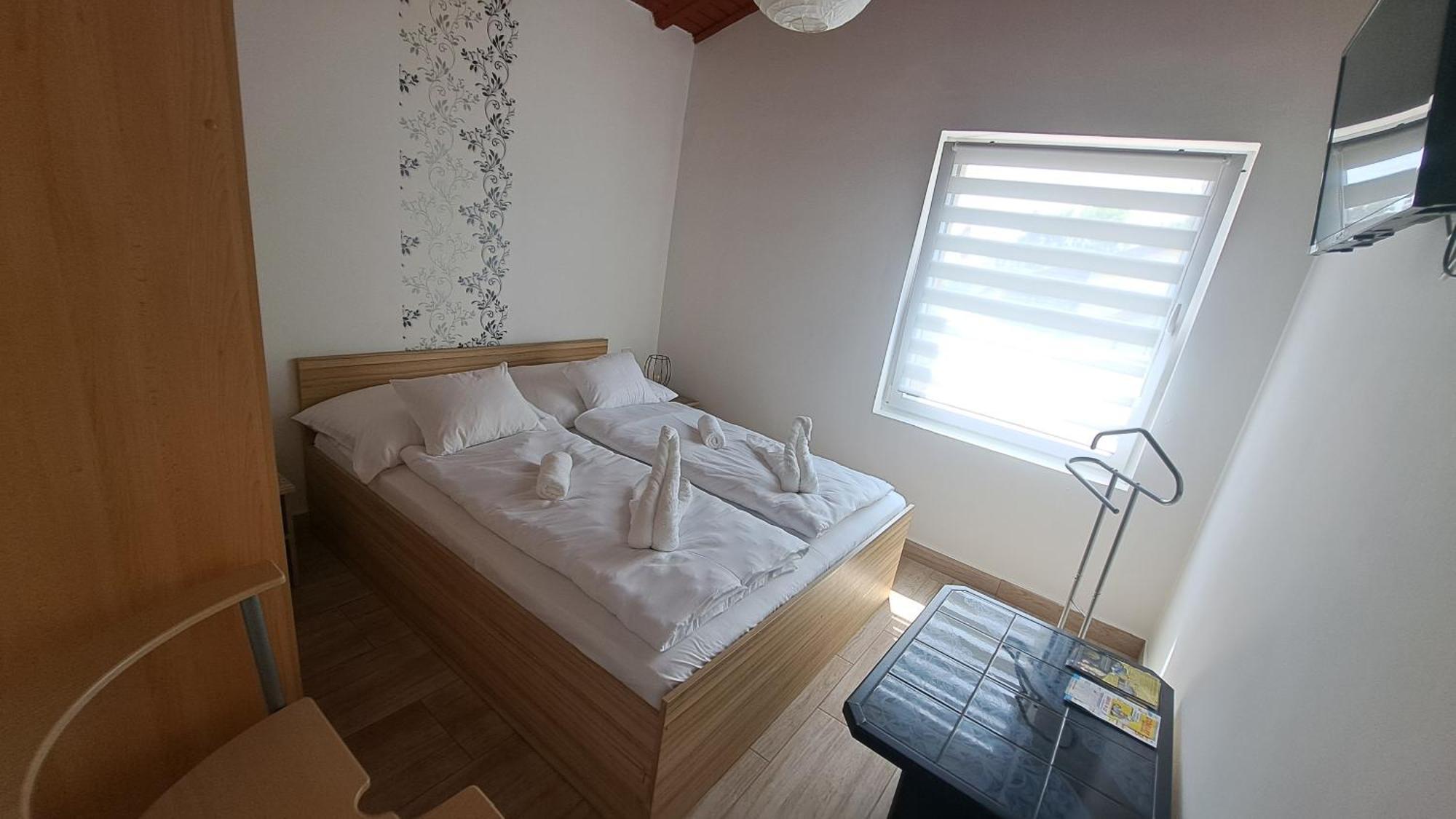 Marabella Apartmanok Hajdúszoboszló Exterior foto