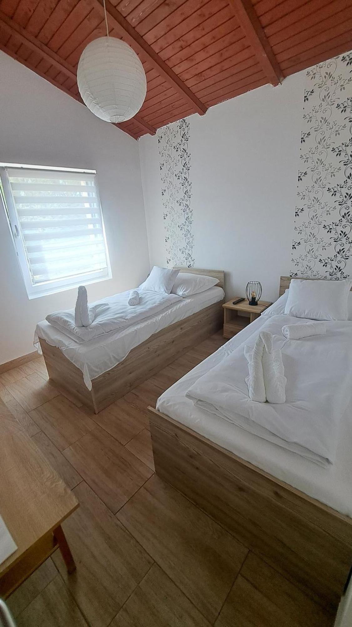 Marabella Apartmanok Hajdúszoboszló Exterior foto